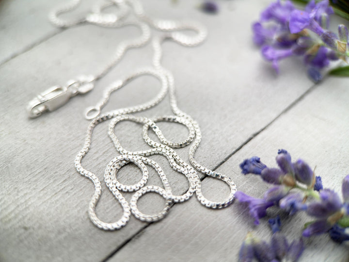 Shiny Sterling Silver Venetian Box Chain Necklace – 1mm Wide – 16", 18", or 20" Length - Italian Solid 925 Sterling Silver Chains - SunlightSilver