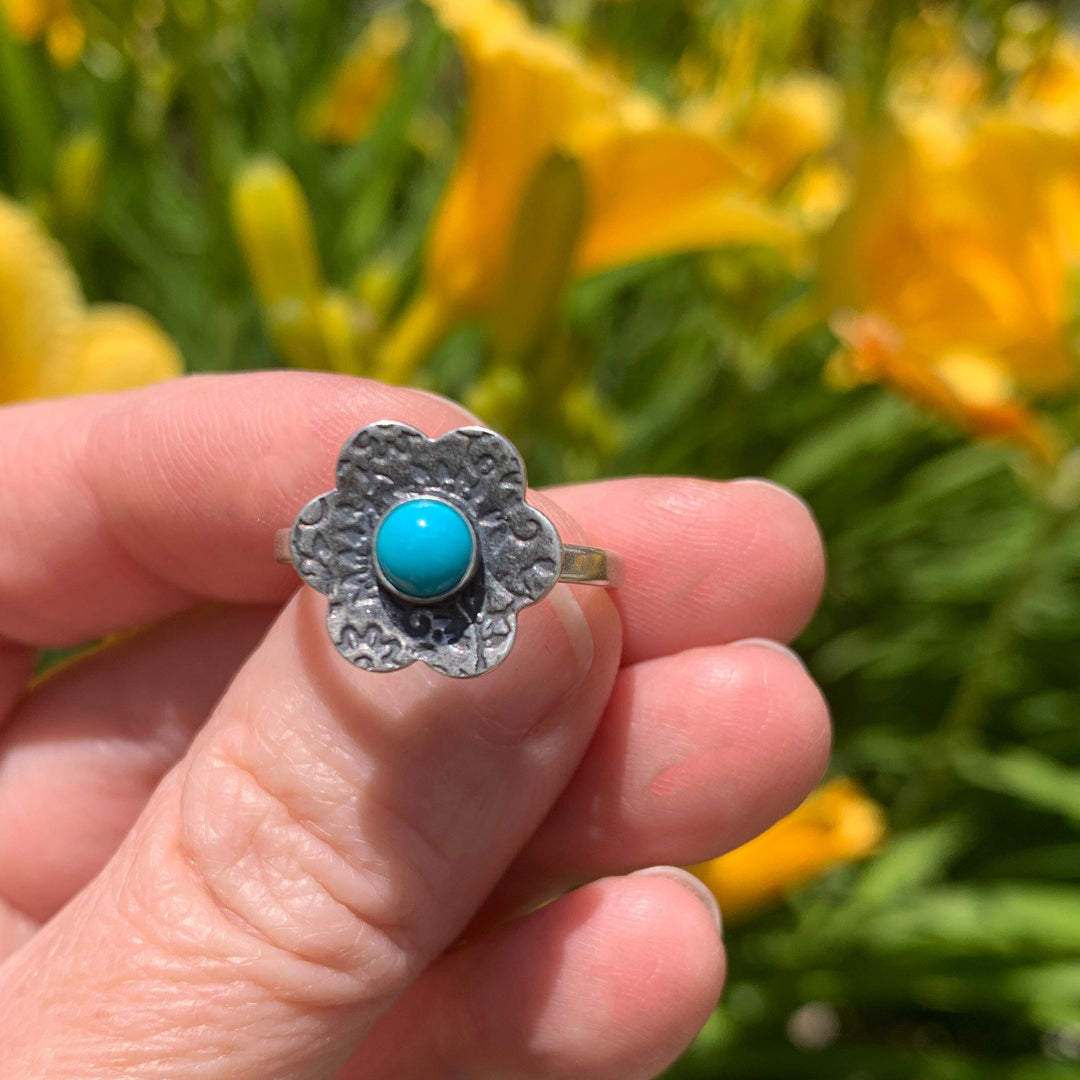 Blue Ridge Turquoise and Sterling Silver Flower Ring - SunlightSilver