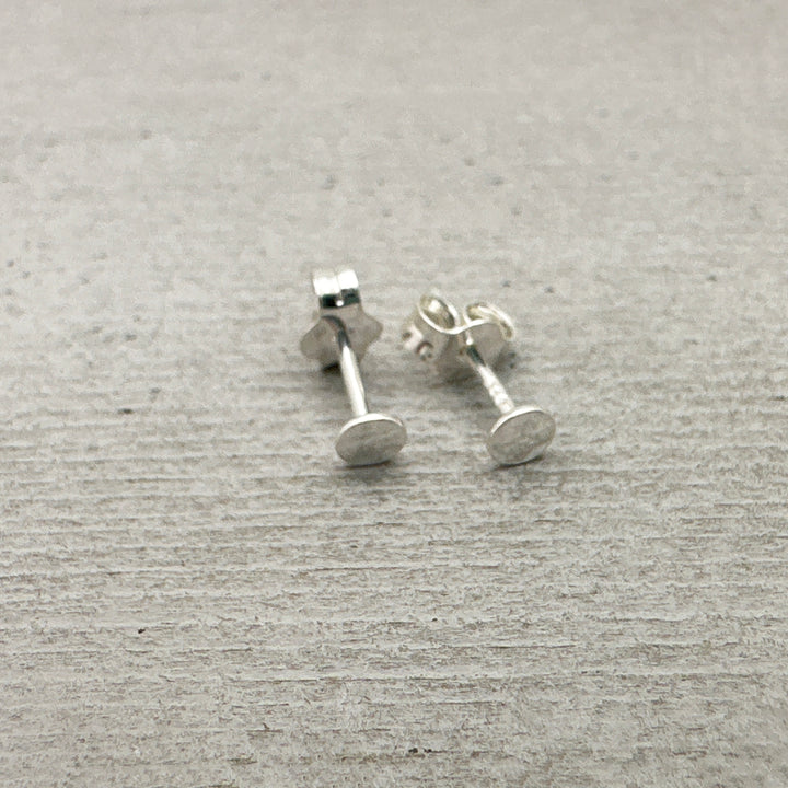 Dot Stud Earrings in Solid 925 Sterling Silver. Circle Minimalist Earrings - SunlightSilver