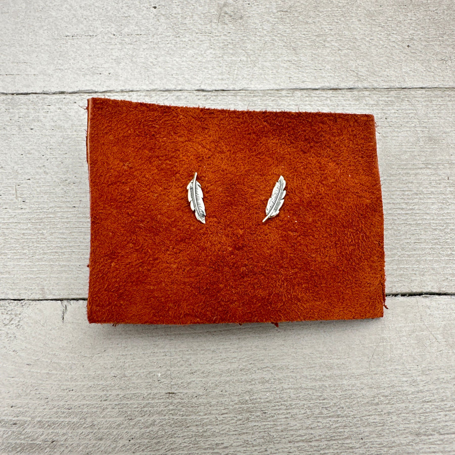 Sterling Silver Feather or Leaf Stud Earrings – 925 Silver Nature Jewelry – Dainty Boho Post Earrings - SunlightSilver