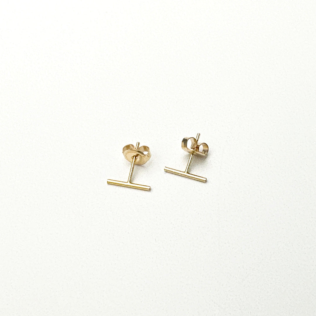 Bar Line Stud Earrings in 14K Yellow Gold Fill. T Studs, Staple, Line Earrings - SunlightSilver