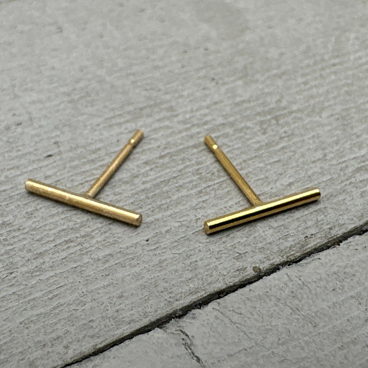 Bar Line Stud Earrings in 14K Yellow Gold Fill - SunlightSilver