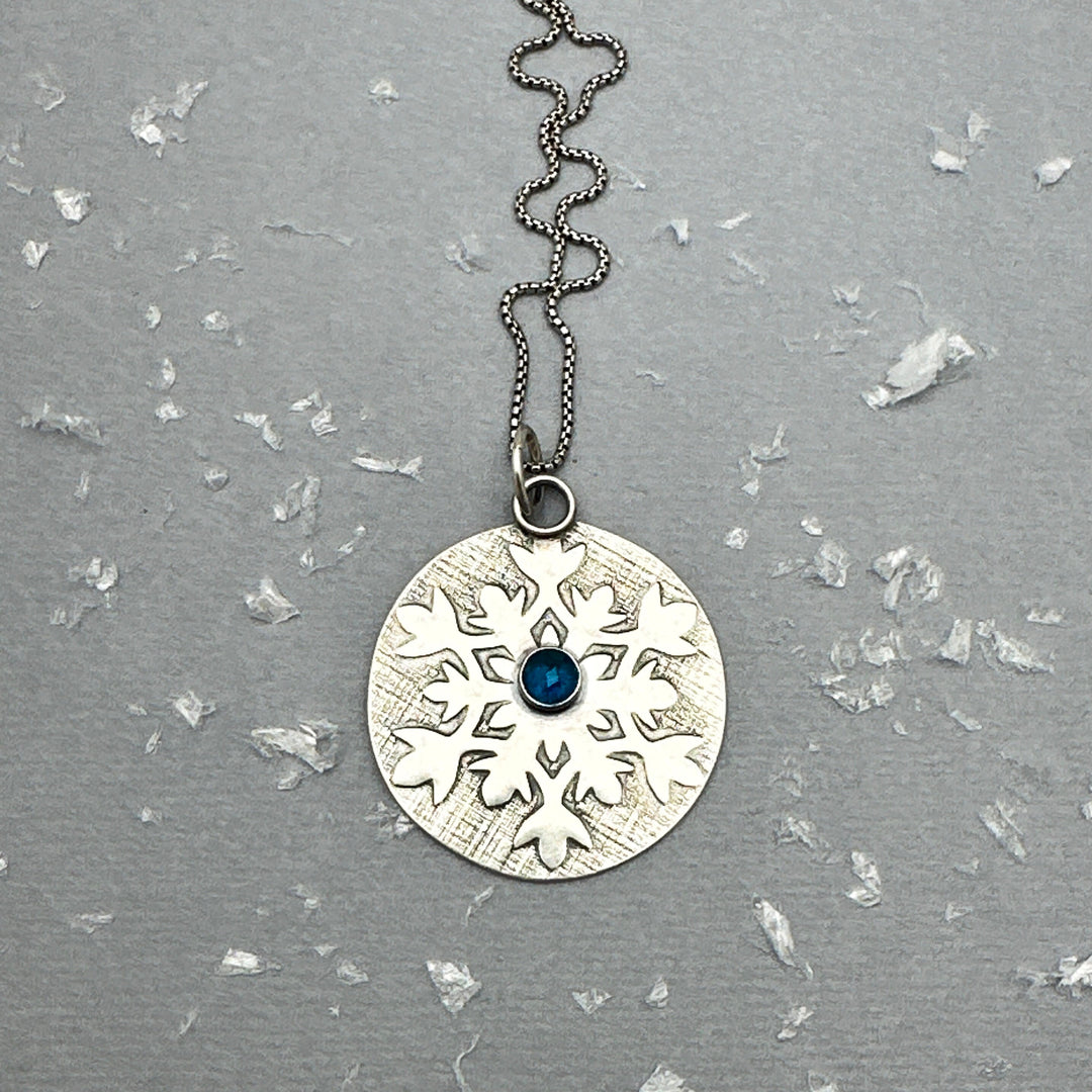 Apatite and Sterling Silver Snowflake Pendant Necklace - SunlightSilver