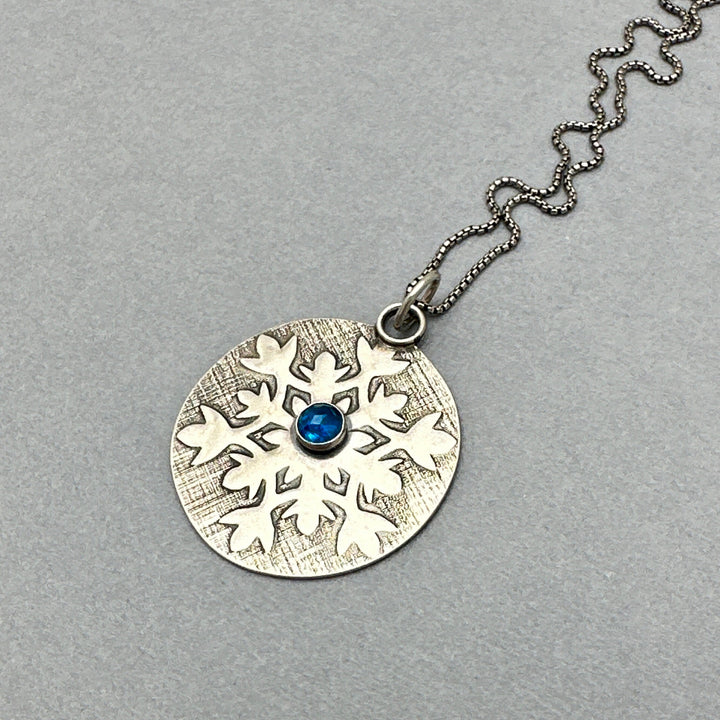 Apatite and Sterling Silver Snowflake Pendant Necklace - SunlightSilver