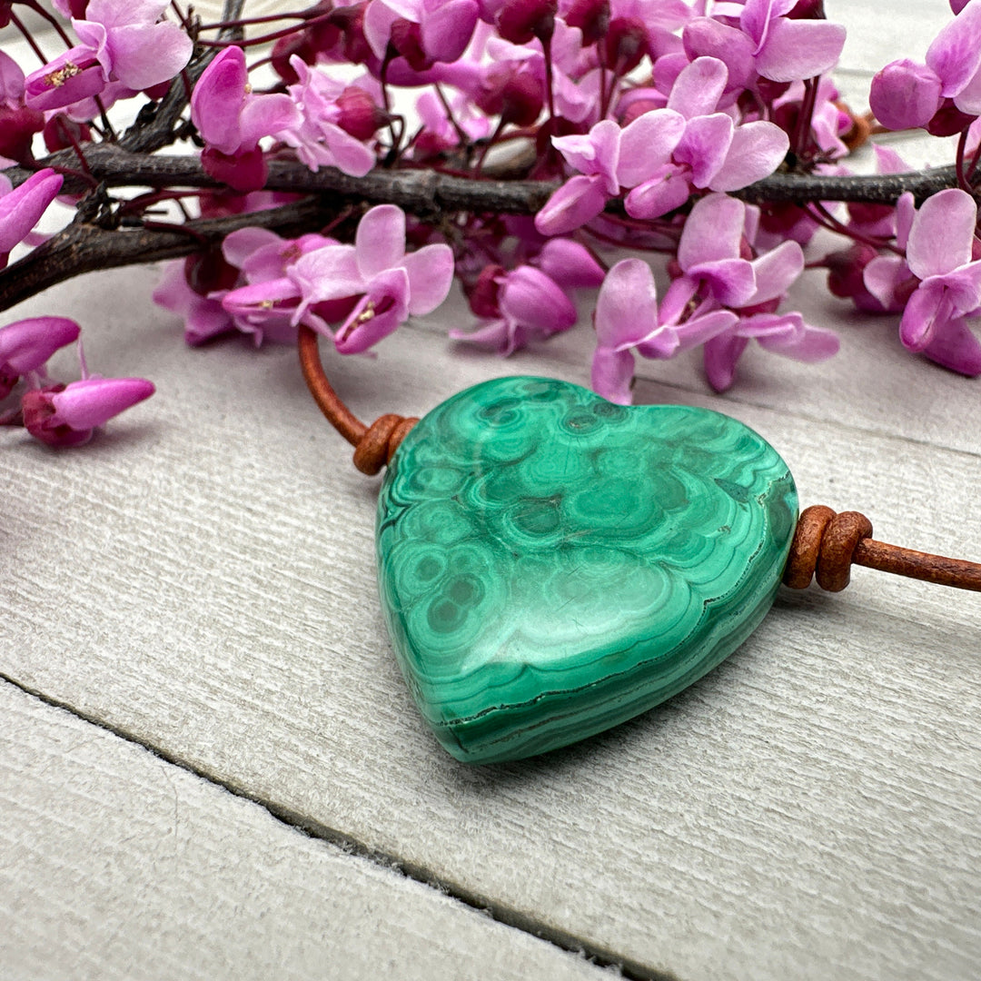 Malachite Heart Crystal and Rustic Brown Leather Necklace - SunlightSilver