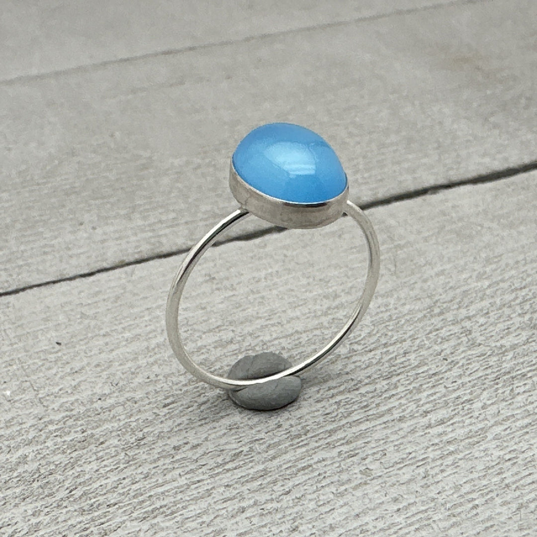 Aqua Blue Chalcedony and Solid 925 Sterling Silver Minimalist Ring - SunlightSilver