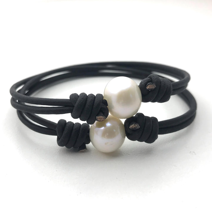 Black Leather and Pearl Anklet or Bracelet. White Freshwater Pearl and Black Leather. Unisex Beach Jewelry - SunlightSilver