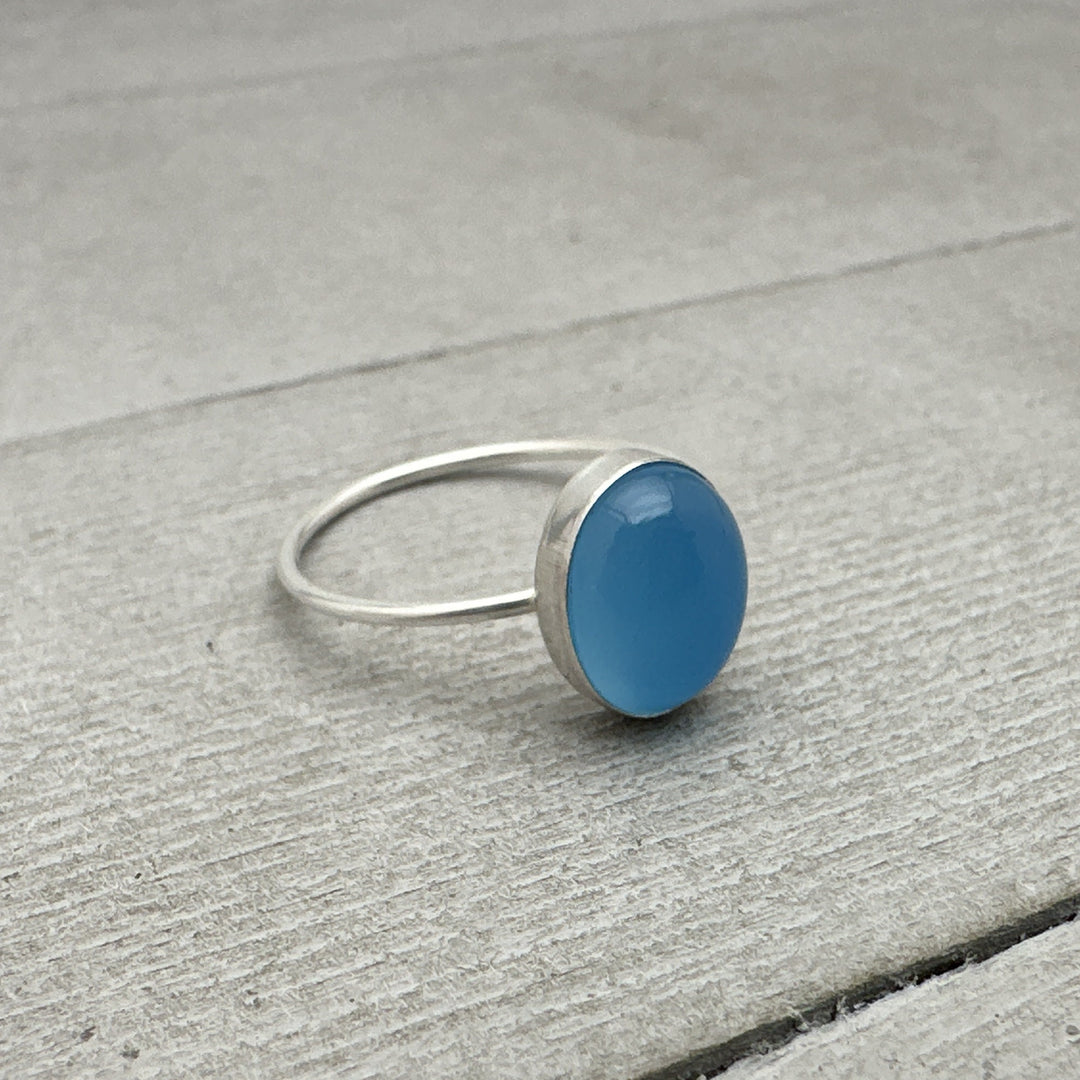 Aqua Blue Chalcedony and Solid 925 Sterling Silver Minimalist Ring - SunlightSilver