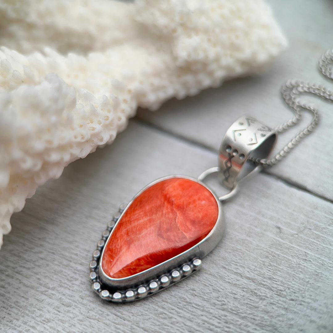 Red Spiny Oyster and Sterling Silver Pendant - DISCOUNTED - SunlightSilver