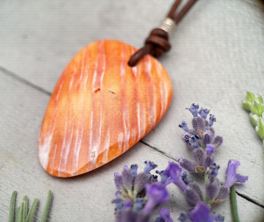 Beautiful Orange Spiny Oyster Shell, Thai Hill Tribe Silver and Leather Necklace - SunlightSilver