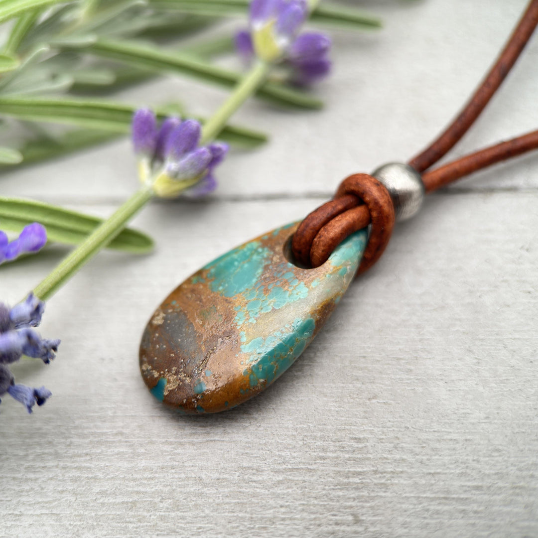 Gemmy Teal Kingman Turquoise Adjustable Rustic Brown Leather Necklace - SunlightSilver