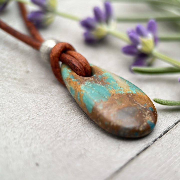 Gemmy Teal Kingman Turquoise Adjustable Rustic Brown Leather Necklace - SunlightSilver