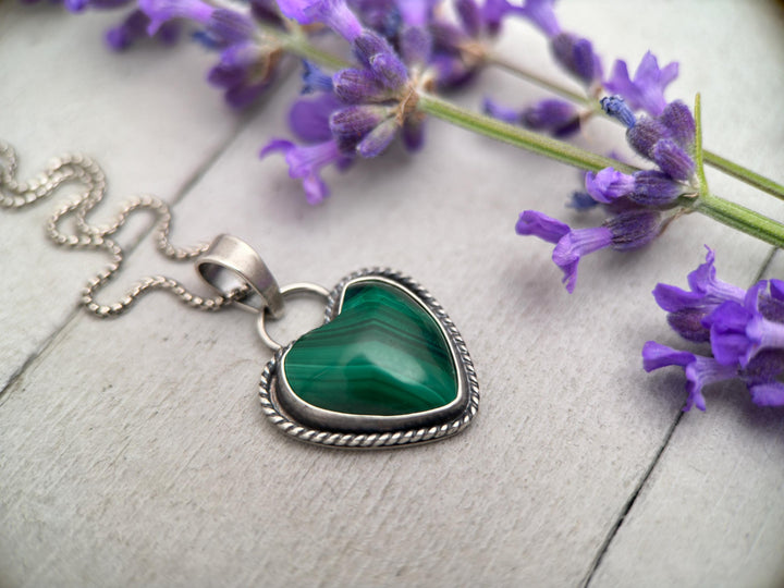 Malachite Heart Sterling Silver Pendant Necklace - SunlightSilver