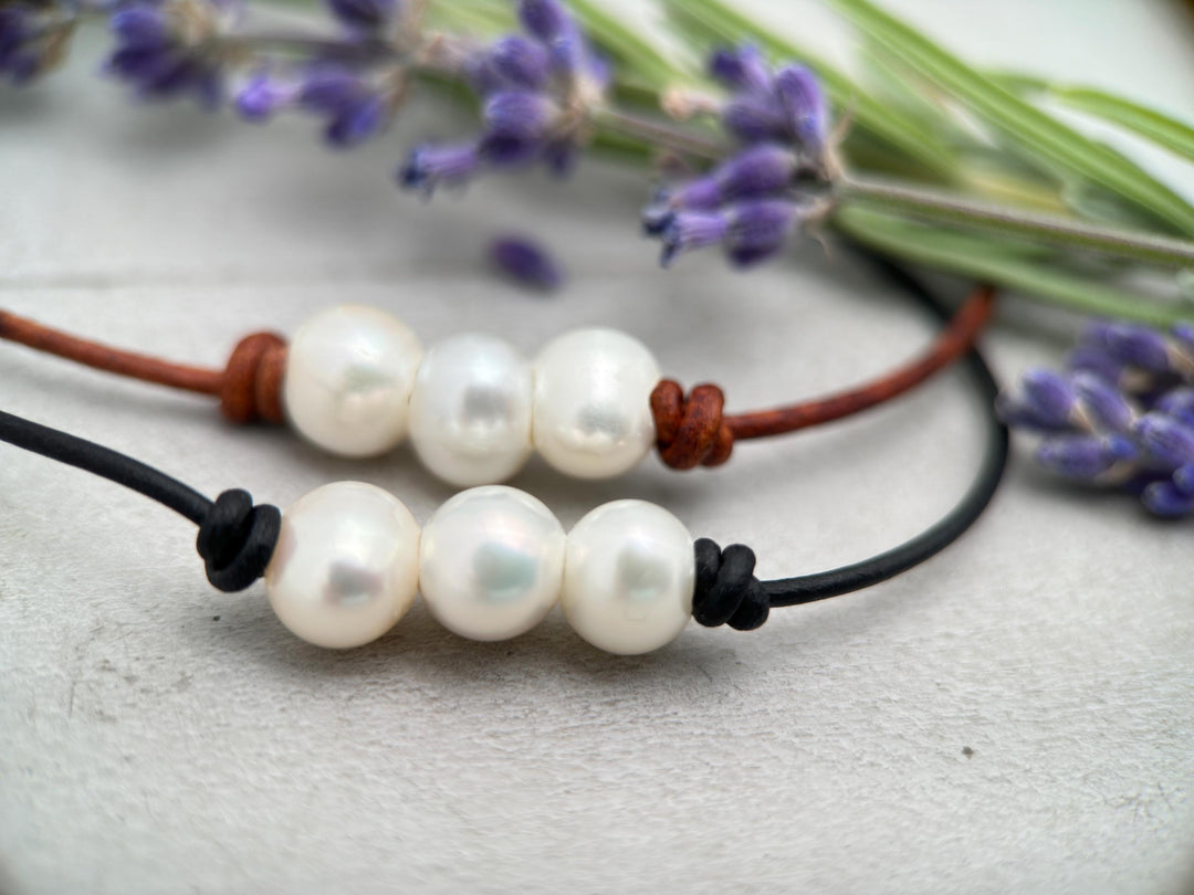 White Freshwater Pearl Leather Choker Necklace - SunlightSilver