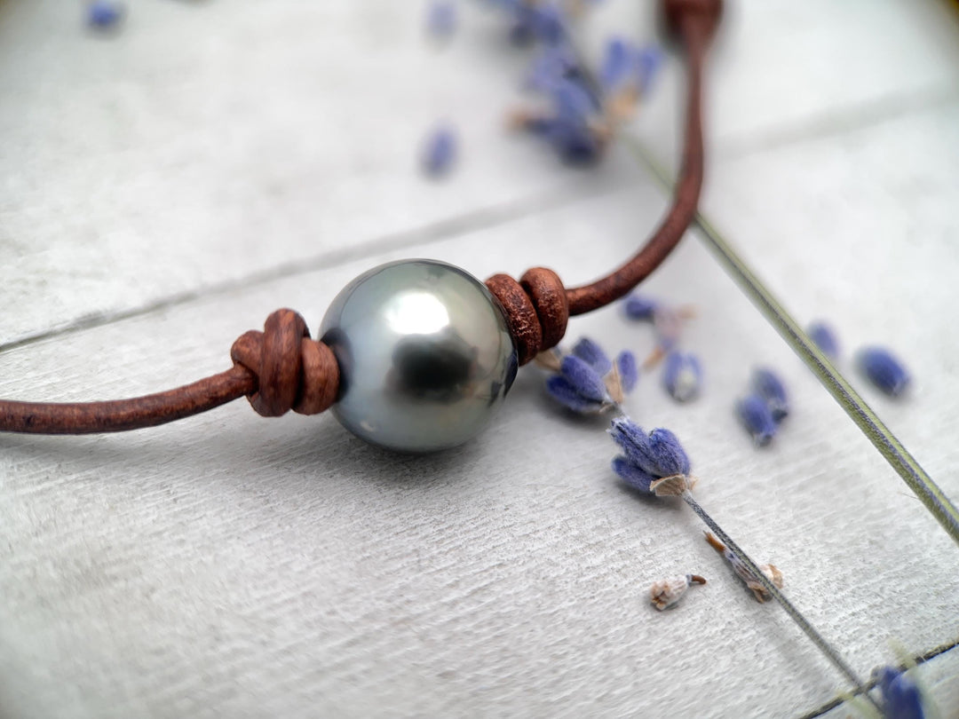 Tahitian Pearl and Adjustable Leather Necklace - SunlightSilver