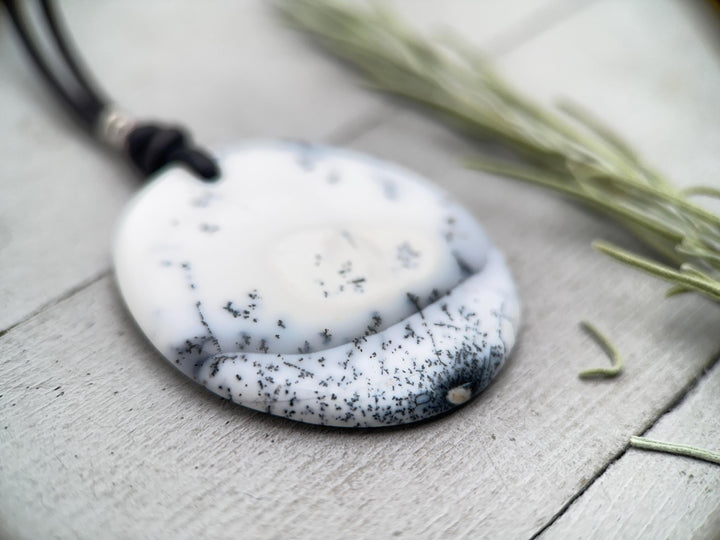 Dendritic Opal Chalcedony Leather Necklace - SunlightSilver