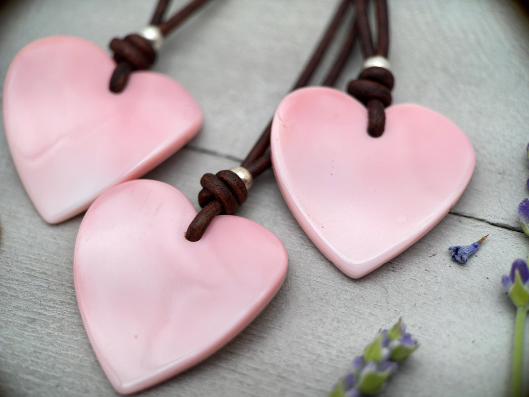 Pink Queen Conch Shell Heart, Solid 925 Sterling Silver, Freshwater pearl and Rustic Leather Necklace - SunlightSilver
