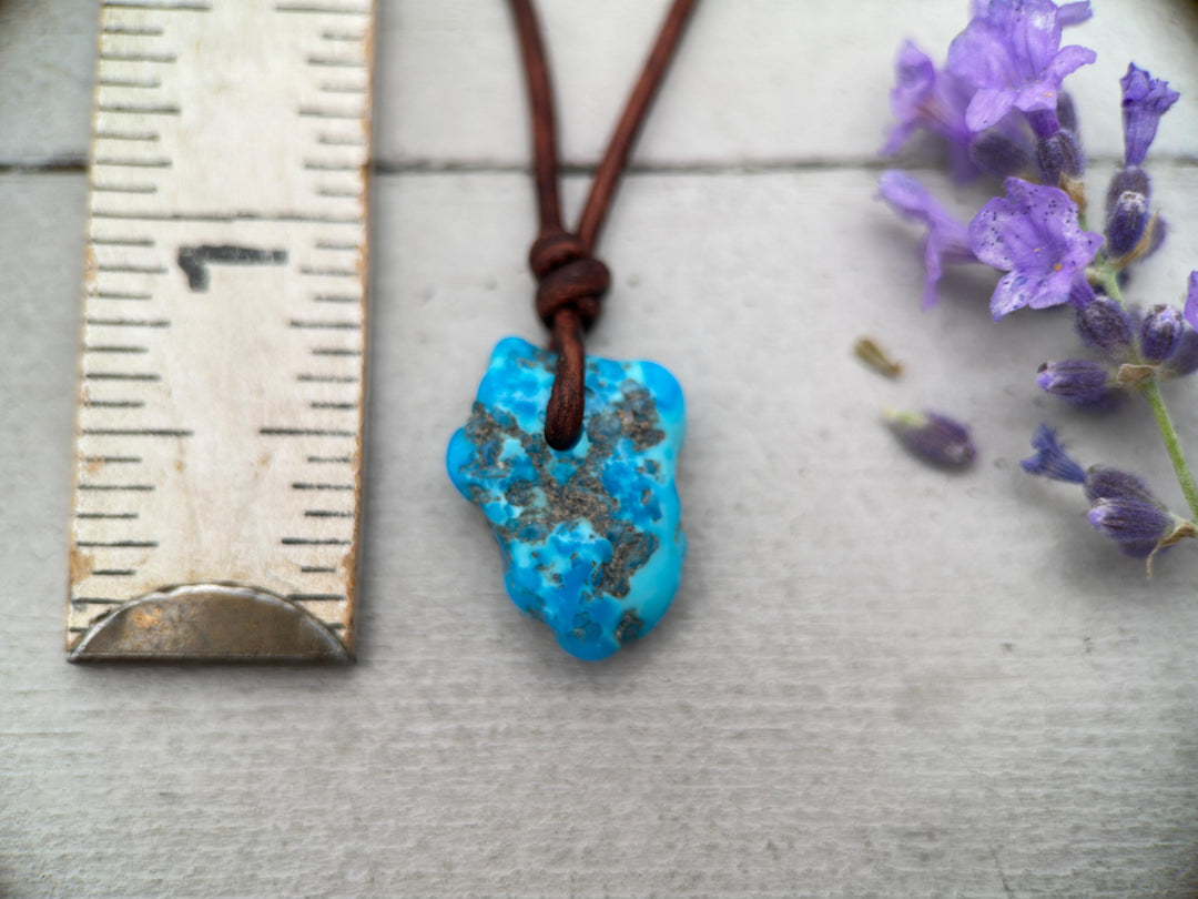 Blue Kingman Turquoise Nugget Leather Necklace - SunlightSilver