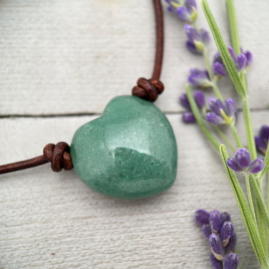 Green Aventurine Heart Crystal Choker - Rustic Brown Leather Necklace - SunlightSilver