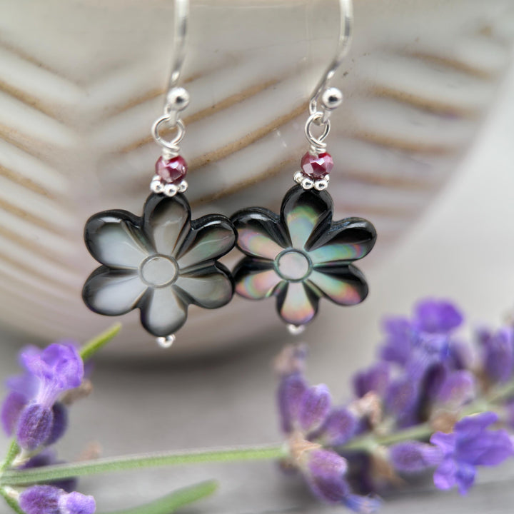 Black Lip Oyster Shell Daisy Flower and Sterling Silver Earrings - SunlightSilver