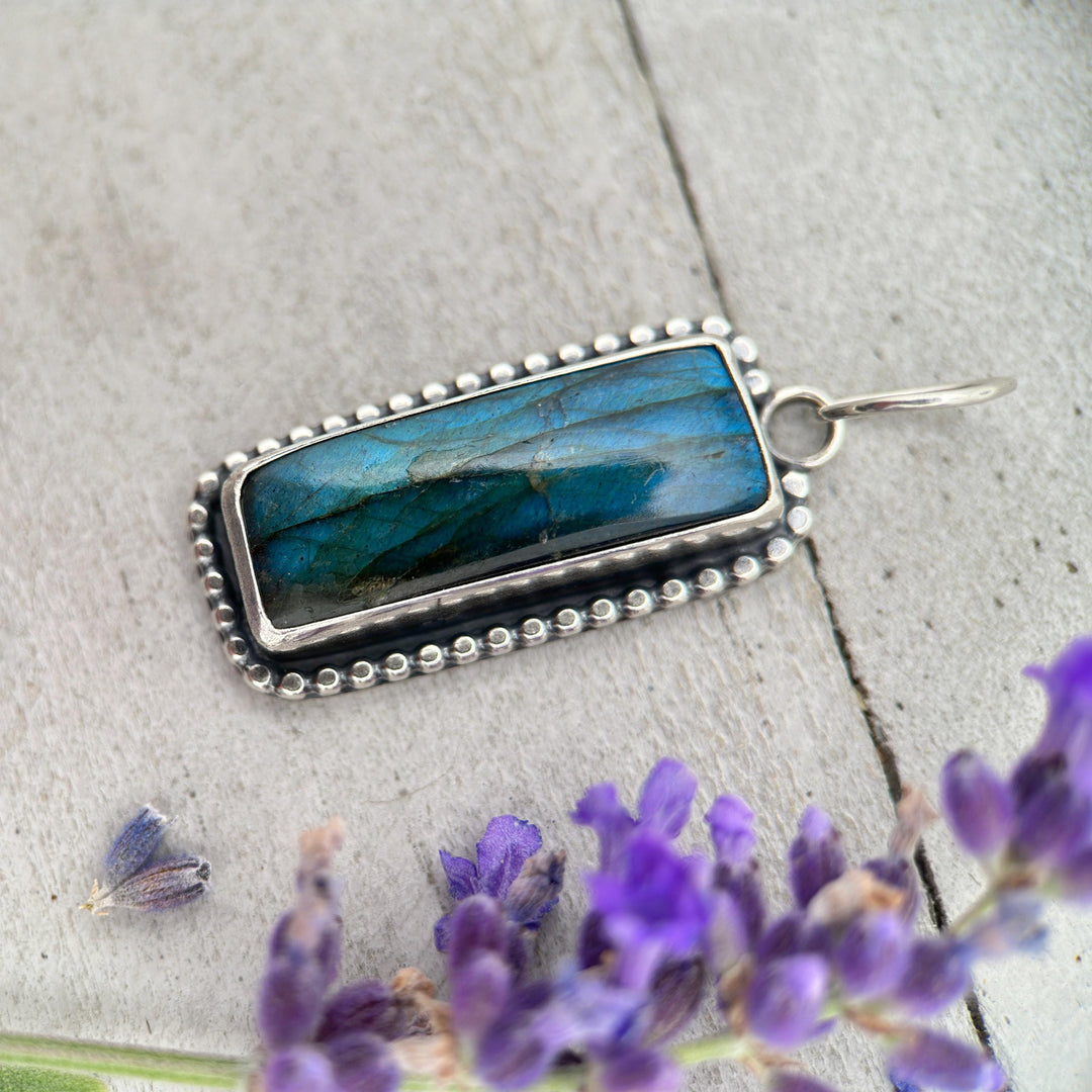 Blue Labradorite and Sterling Silver Pendant - Aurora Borealis Northern Lights Stone Jewelry - SunlightSilver