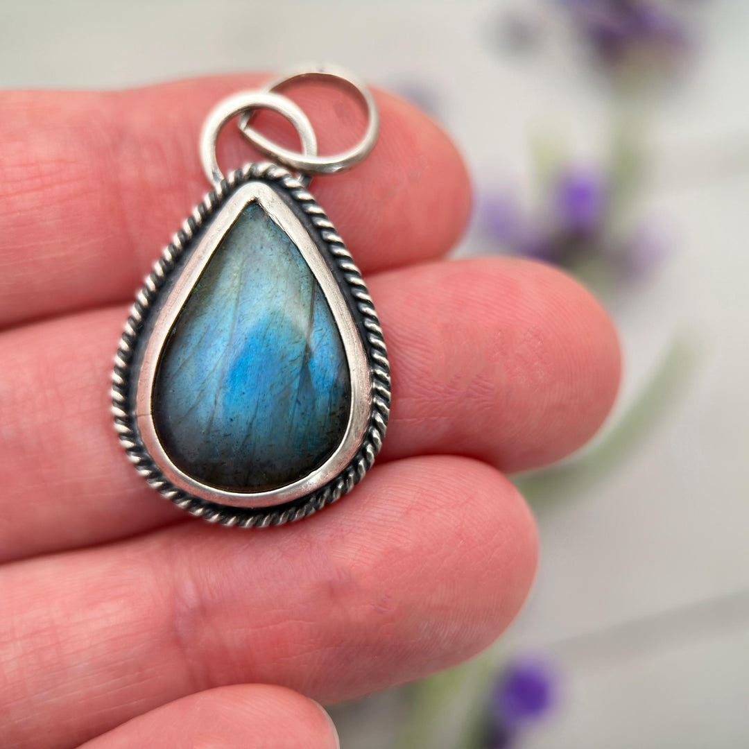 Glowing Blue Labradorite and Sterling Silver Pendant - Aurora Borealis Northern Lights Stone Jewelry - SunlightSilver