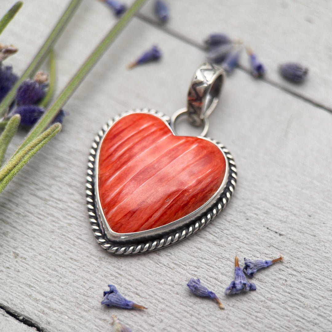 Red Spiny Oyster Shell Heart Pendant | Solid 925 Sterling Silver | Artisan Southwestern Jewelry - SunlightSilver