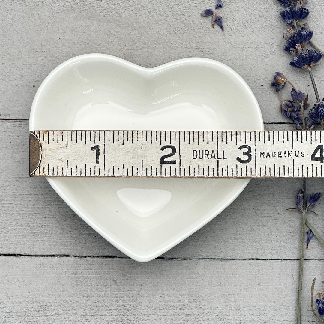 Personalized Heart Ring Dish | Custom Name Saying | Engraved Ceramic Jewelry Trinket Tray | Ring Holder Gift for Her - SunlightSilver