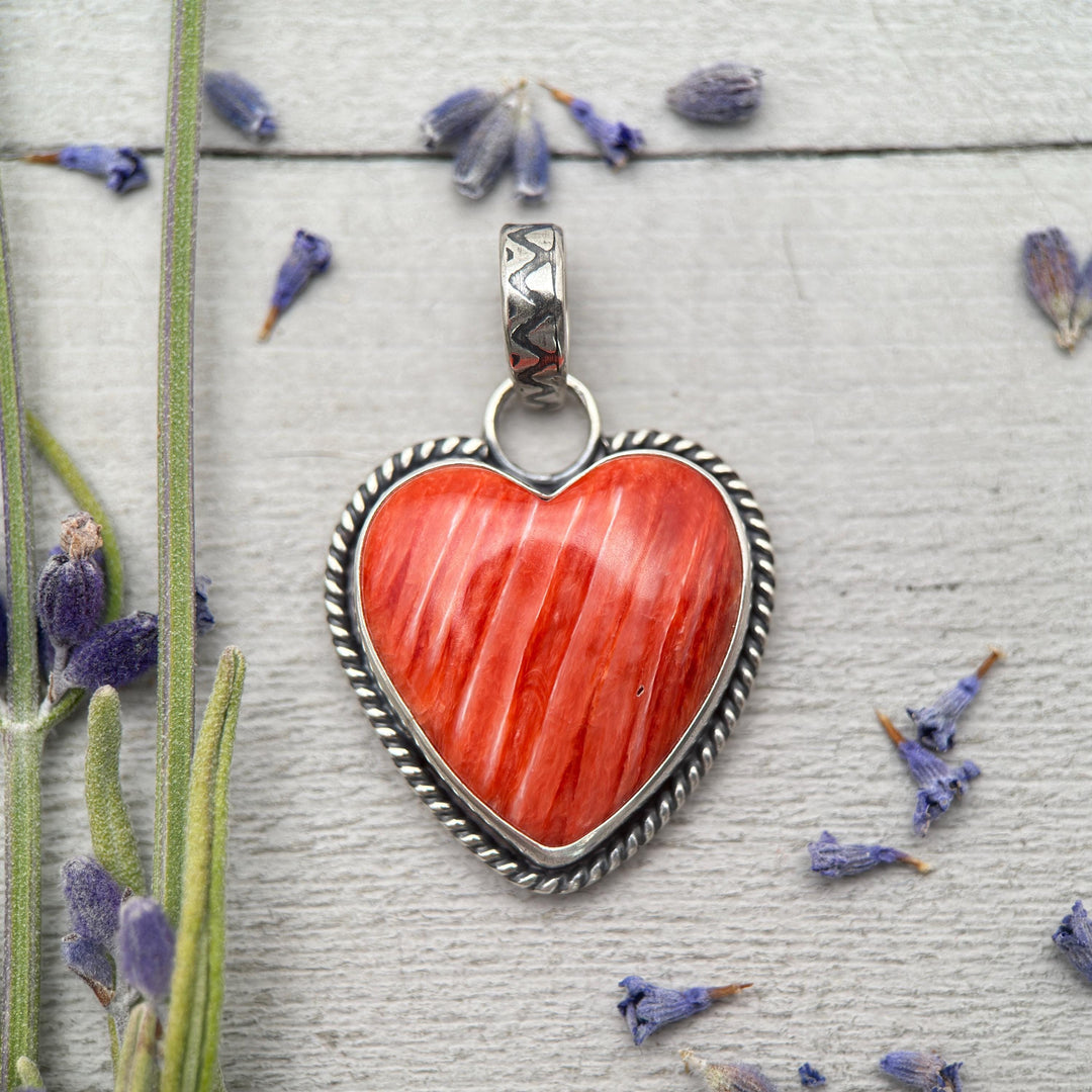 Red Spiny Oyster Shell Heart Pendant | Solid 925 Sterling Silver | Artisan Southwestern Jewelry - SunlightSilver