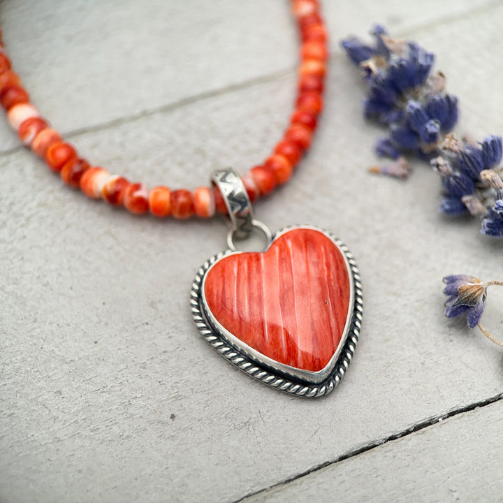 Red Spiny Oyster Shell Heart Pendant | Solid 925 Sterling Silver | Artisan Southwestern Jewelry - SunlightSilver