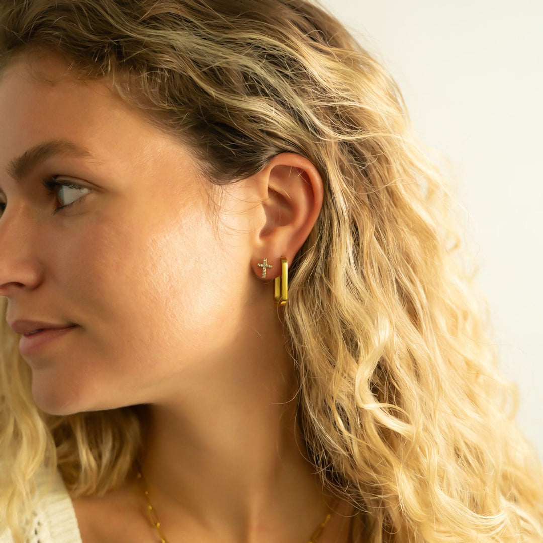 Oval Stainless Steel Hoop Earrings • Silver or 18k Gold PVD • Minimalist Modern Square Edge Hinged Clicker Hoops - SunlightSilver