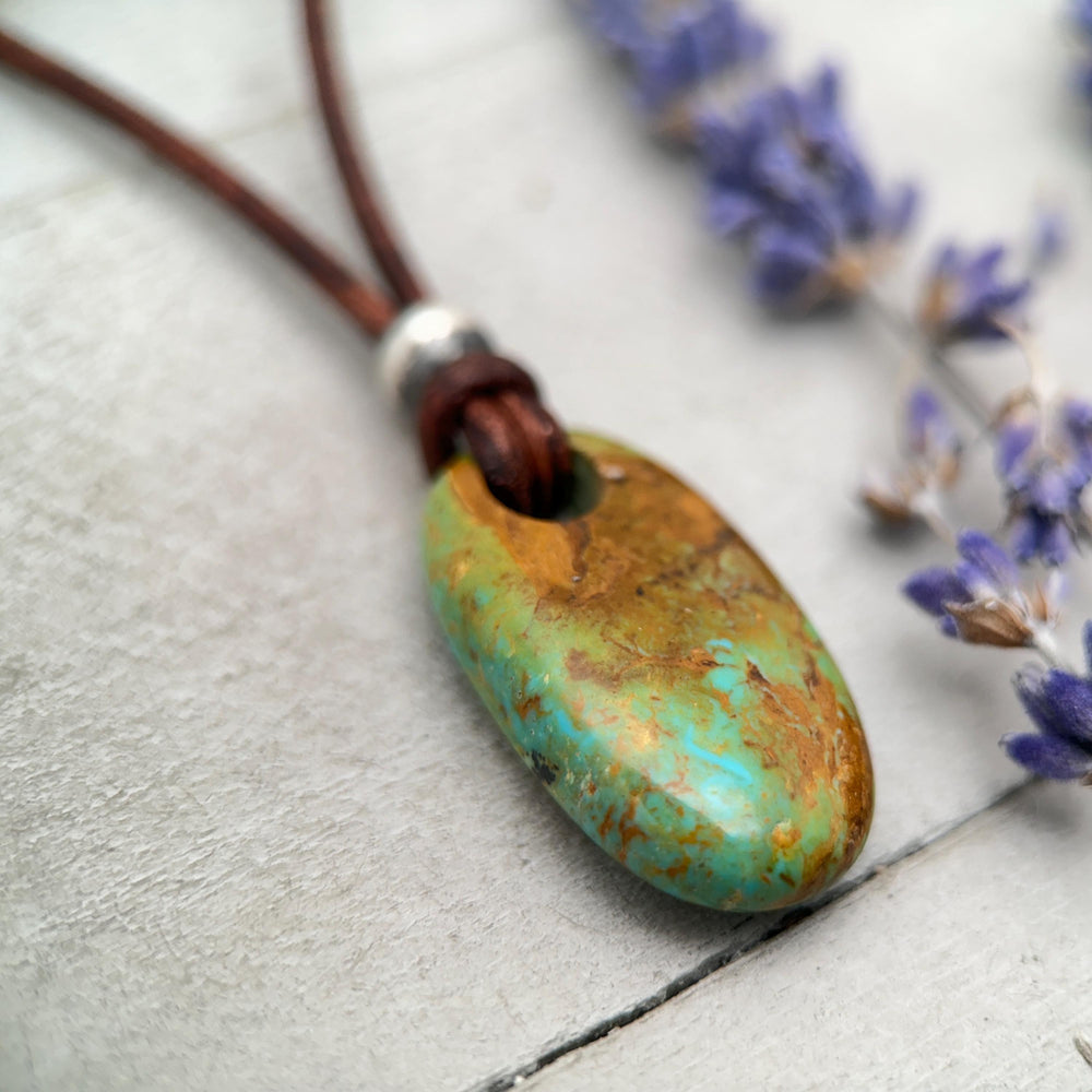 Gemmy Teal Kingman Turquoise Adjustable Rustic Brown Leather Necklace - SunlightSilver