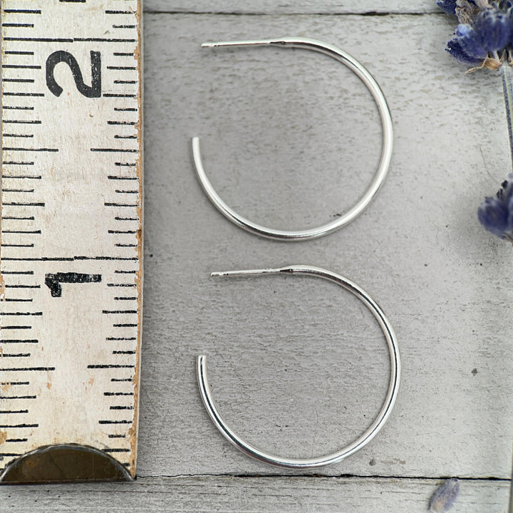 Sterling Silver Hoop Earrings Sparkly Diamond Cut, 1 Inch, Hinged Clasp - SunlightSilver