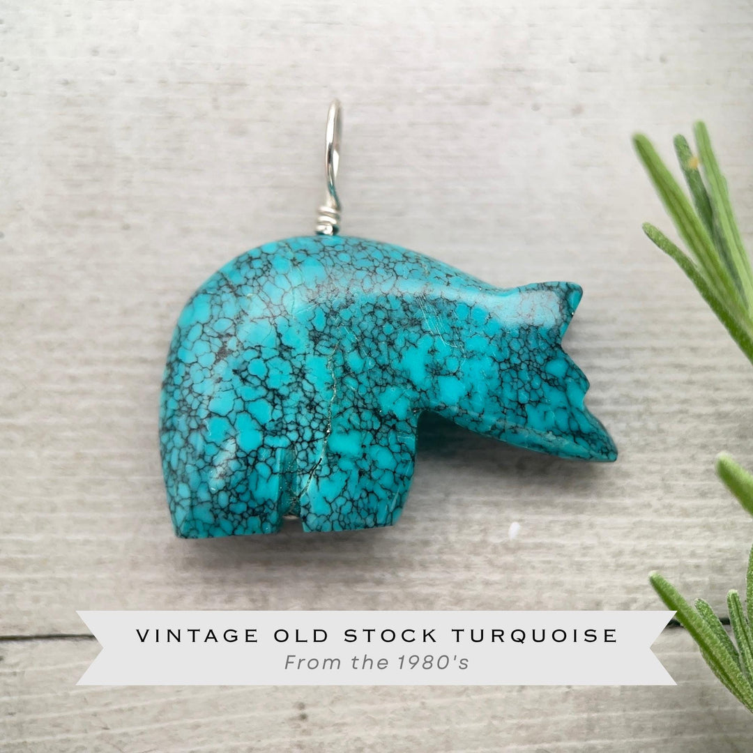 Vintage Zuni Carved Turquoise Bear Pendant – Solid 925 Sterling Silver - SunlightSilver