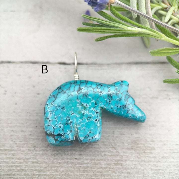 Vintage Zuni Carved Turquoise Bear Pendant – Solid 925 Sterling Silver - SunlightSilver