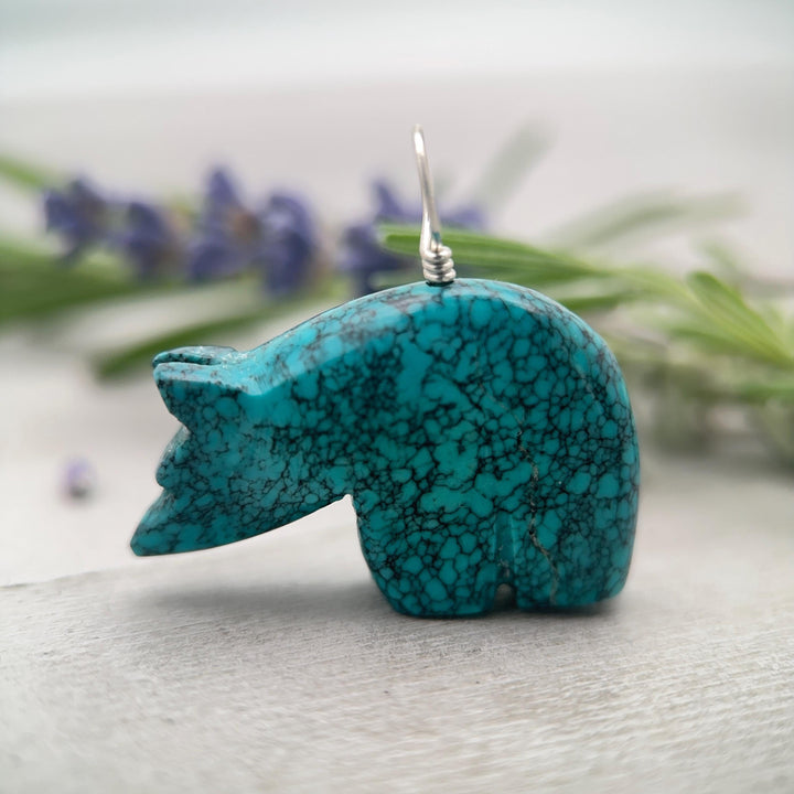 Vintage Zuni Carved Turquoise Bear Pendant – Solid 925 Sterling Silver - SunlightSilver
