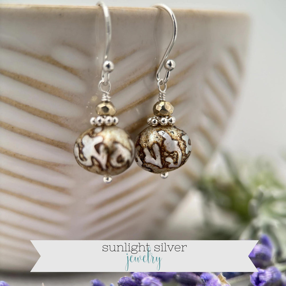 Etched Pearl Earrings - SunlightSilver