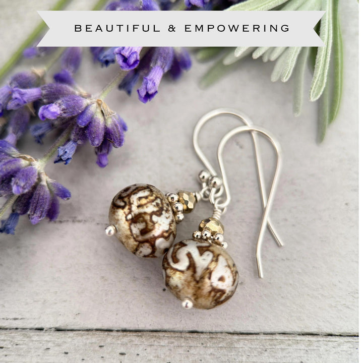 Etched Pearl Earrings - SunlightSilver