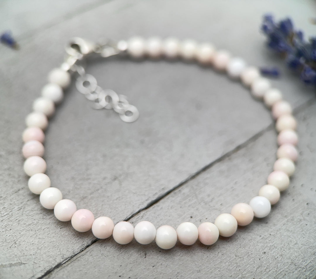Large Pink Queen Conch Shell, Navajo Pearl, and Solid 925 Sterling Silver Necklace - SunlightSilver