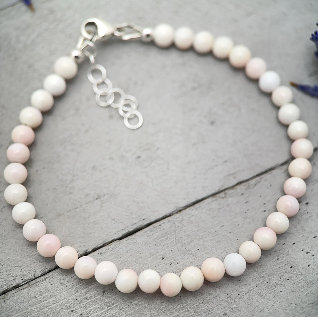 Large Pink Queen Conch Shell, Navajo Pearl, and Solid 925 Sterling Silver Necklace - SunlightSilver