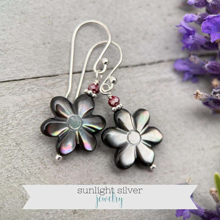 Black Lip Oyster Shell Daisy Flower and Sterling Silver Earrings - SunlightSilver