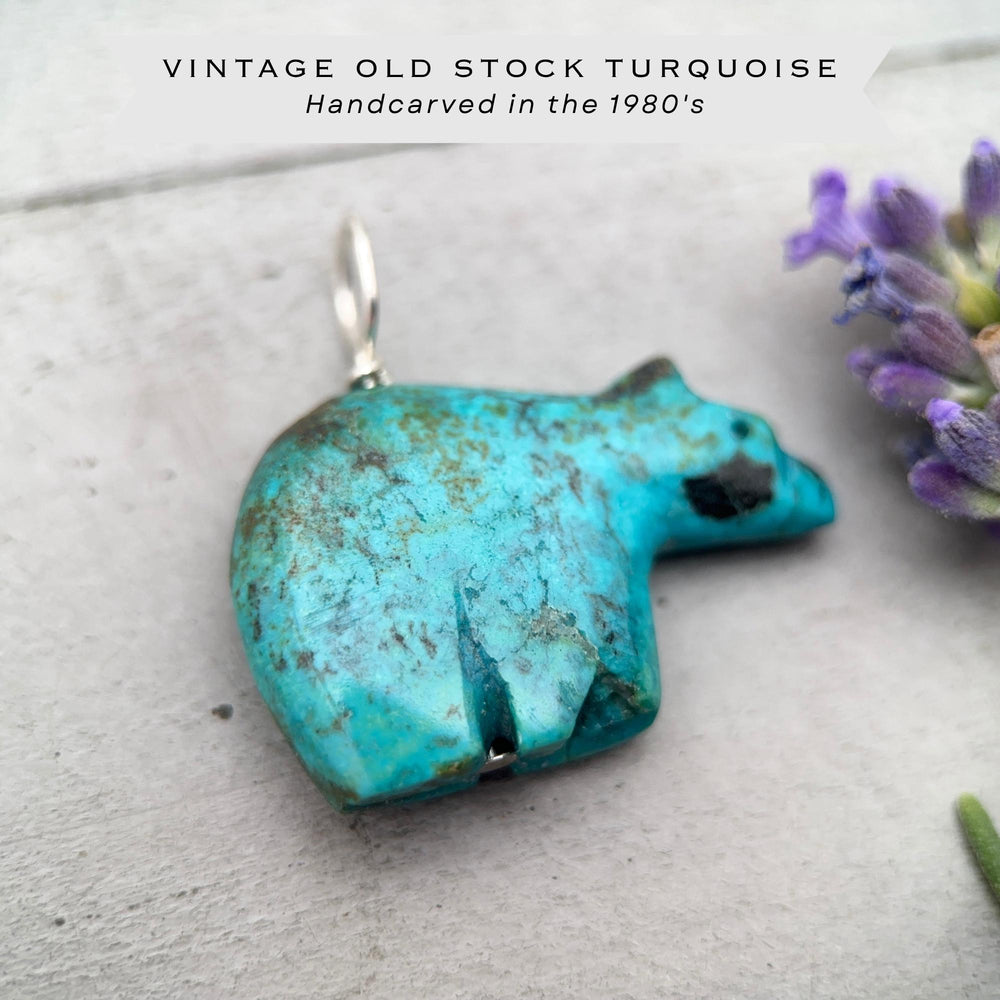 Turquoise Bear Pendant - Vintage Old Stock Zuni Carved – Solid 925 Sterling Silver - SunlightSilver