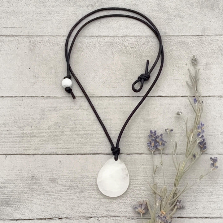 Crystal Quartz Point Pendant Leather Necklace - SunlightSilver