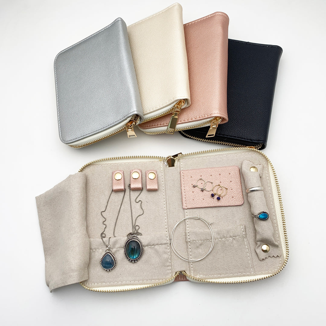 Jewelry Travel Case. Zippered Leatherette Organizer