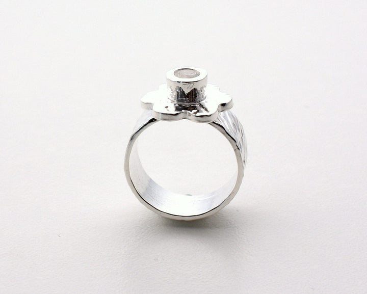 Silver Flower CZ Ring. Size 5-3/4