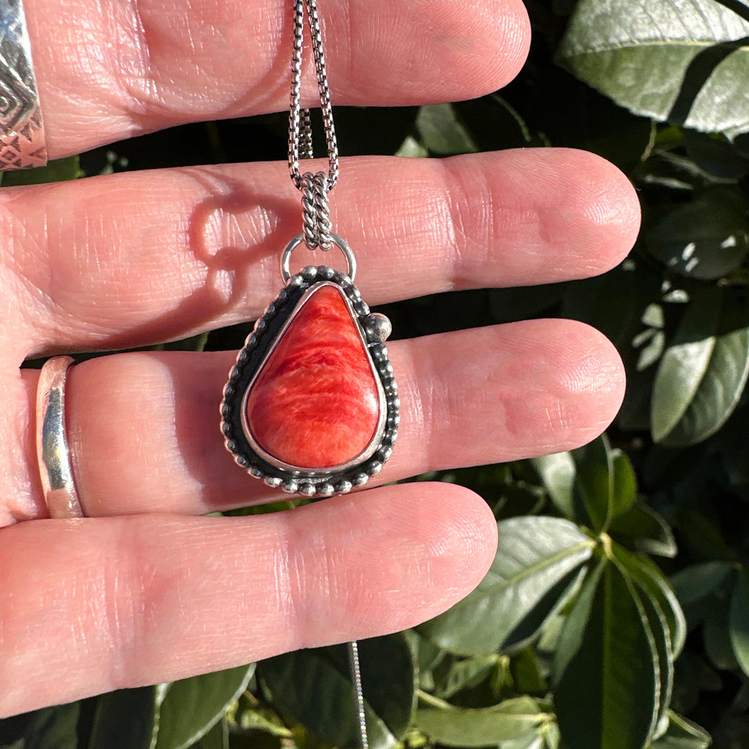 Red Spiny Oyster and Sterling Silver Pendant - SunlightSilver